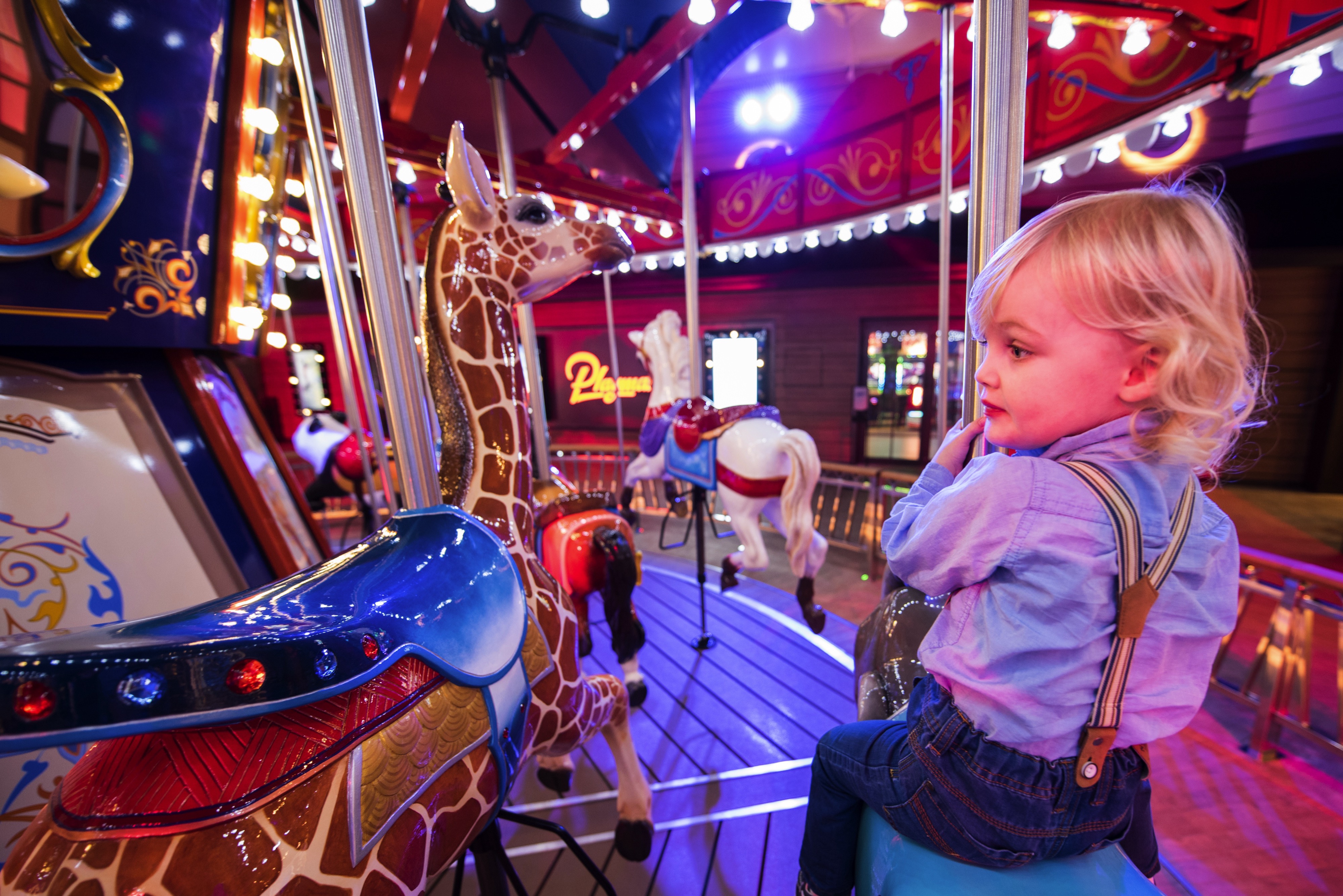 Oasis of the Seas - Carousel